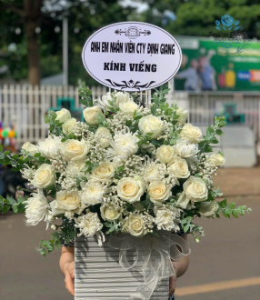 Hoa chia buồn 18